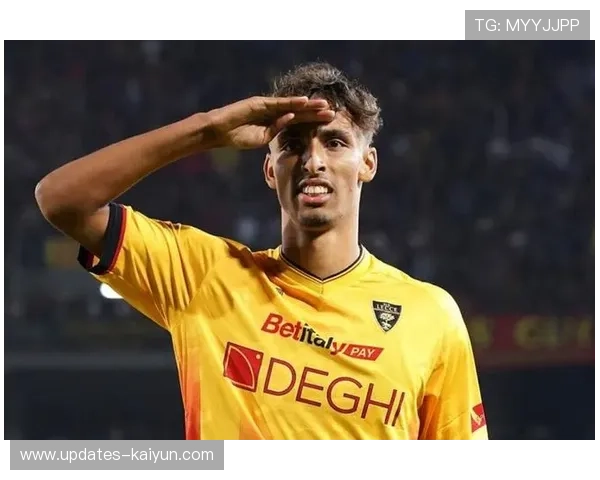 伯恩茅斯关注莱切中卫加布里埃尔，意甲新星受青睐